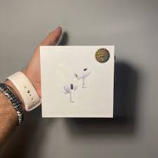 Airpods Pro 2 with Active Noise Cancellation, long battery life